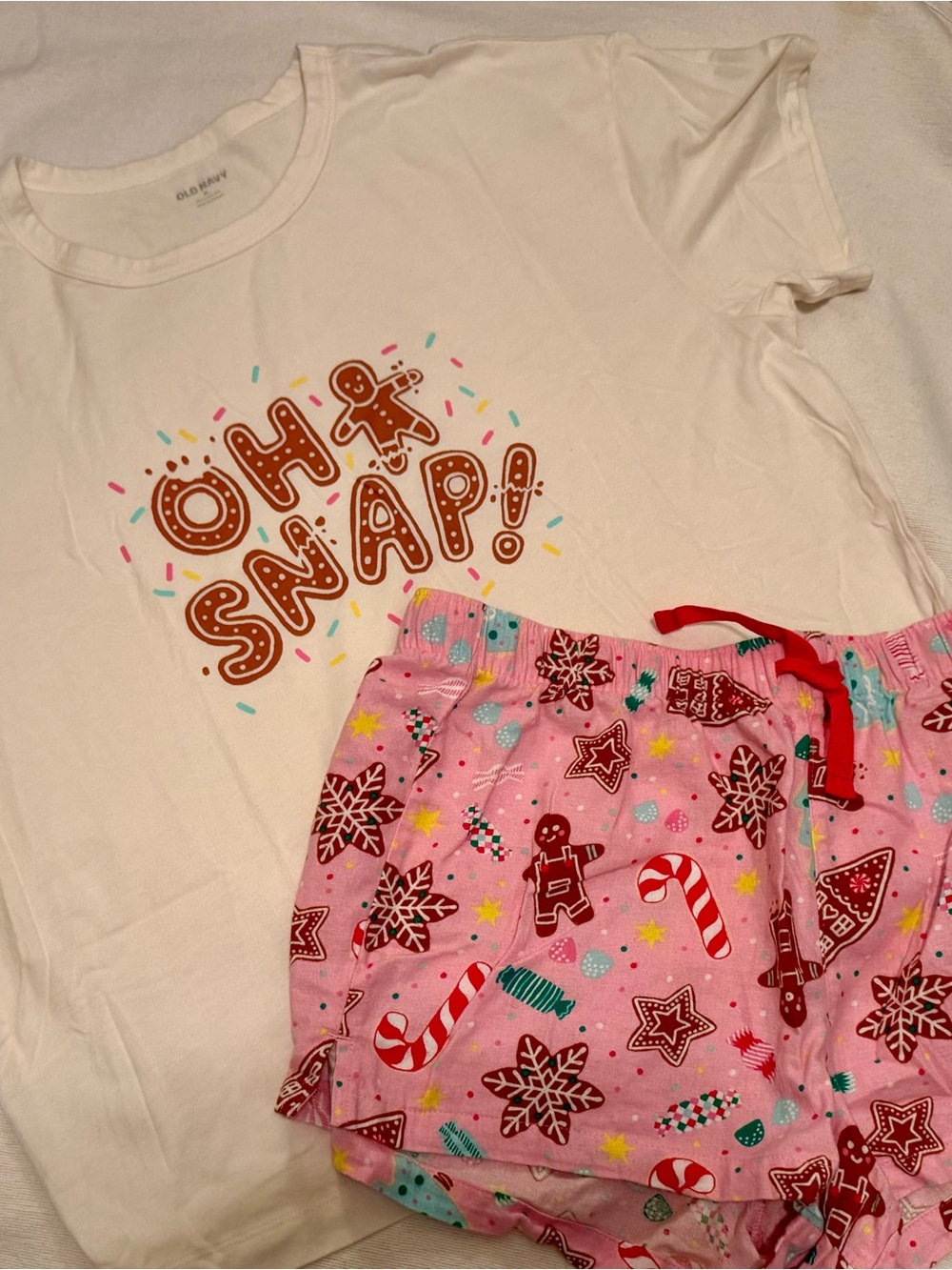 Old Navy White Tee with Pink Holiday Print Shorts Pajama Set